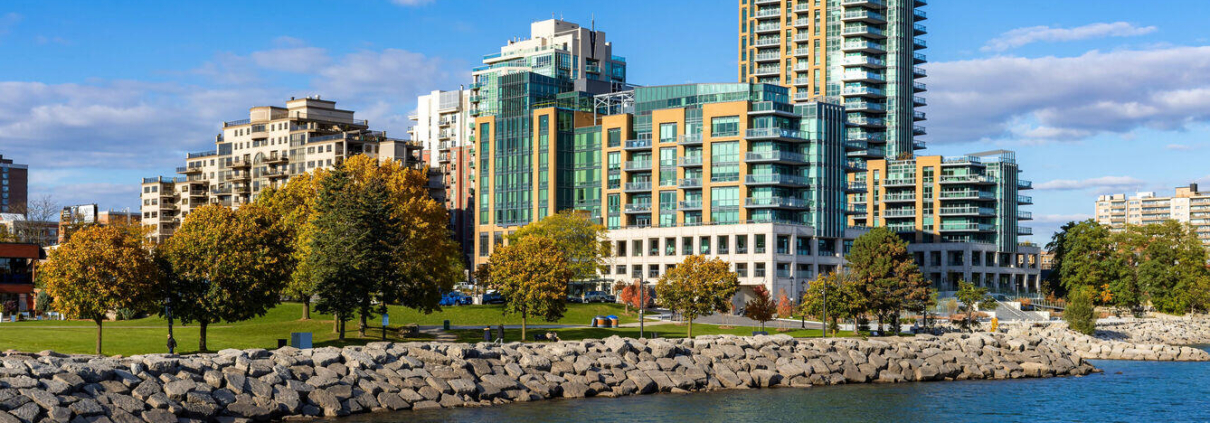 Burlington Ontario Living